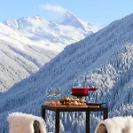 Dent Blanche - Temptingplaces Collection