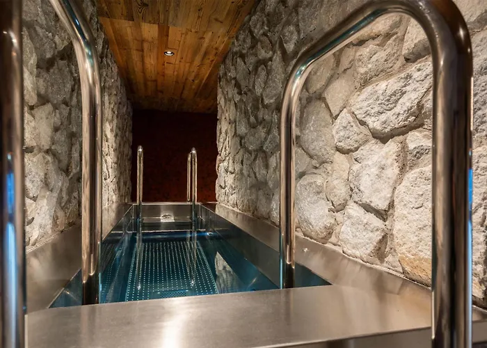 Dent Blanche - Temptingplaces Collection Отель 4*